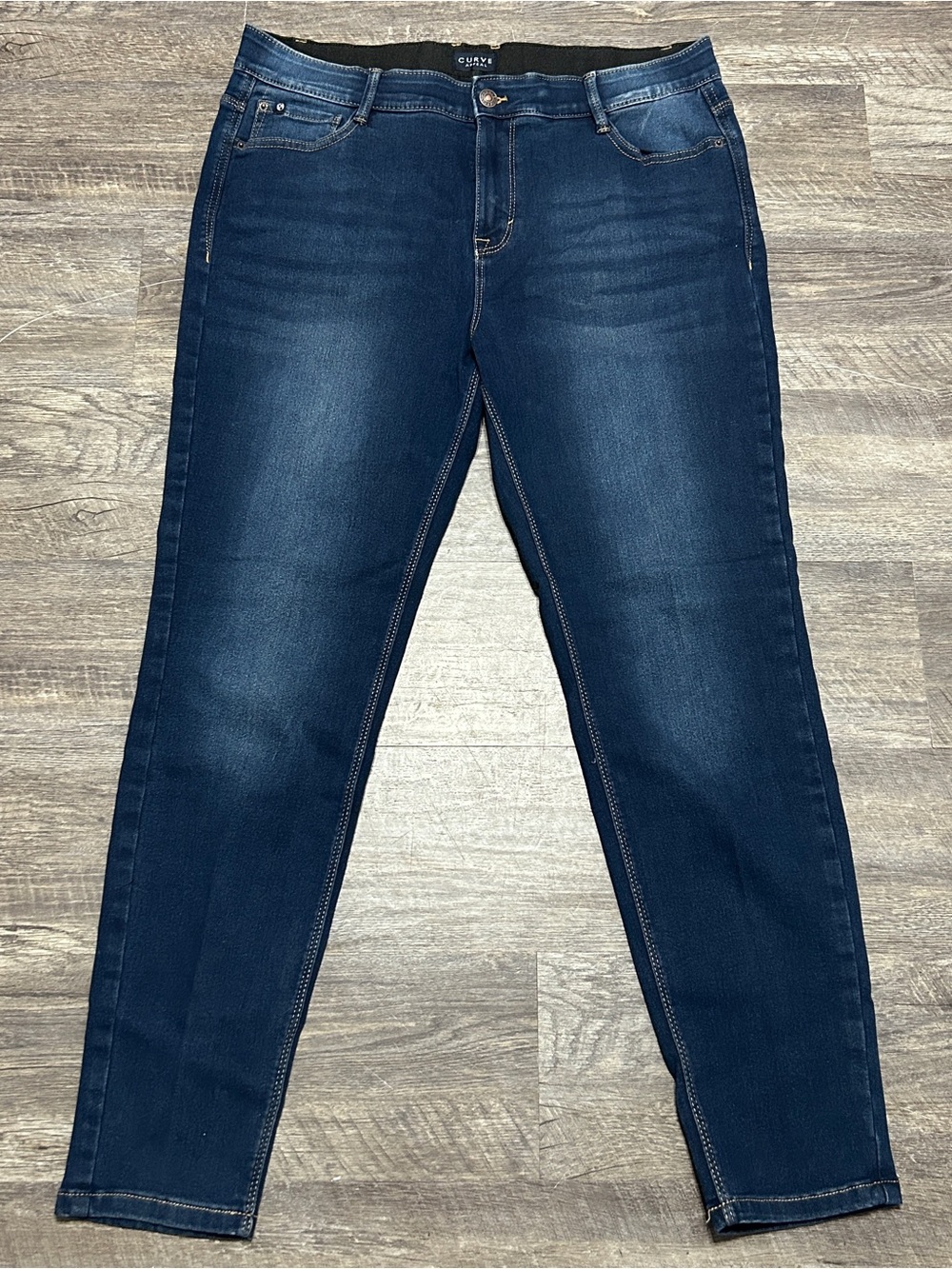 S111- Women’s: Curve Appeal 12/31 Denim Jeans